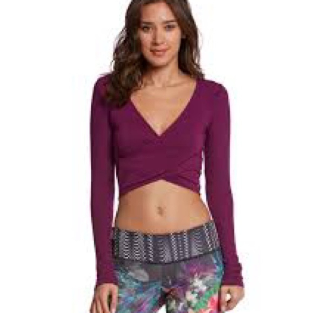 ALOyoga Amelia Long Sleeve Crop Top - Juneberry size small